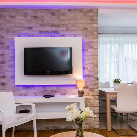 Apartment Na Stromej *