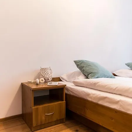 Na Stromej Apartment *