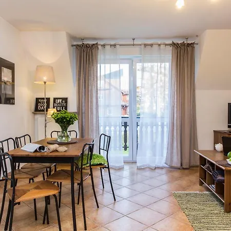 Apartman Na Stromej *